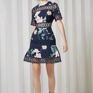 NWT Keepsake The Label Blue Whispers Floral Crochet Trim Ruffle Hem Mini Dress S